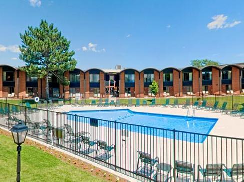 Wyndham Milwaukee Airport Hotel & Convention Center エクステリア 写真